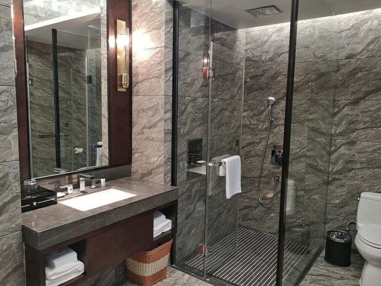 Shatou Hairun Hotel