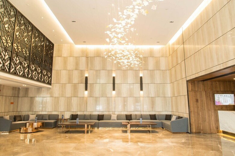 Shatou Hairun Hotel