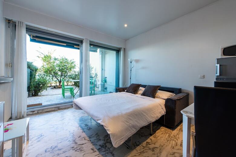 Apartamentos Happy Few - Eros