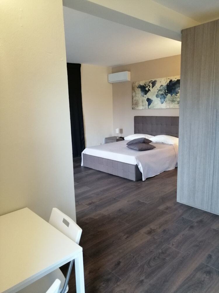 Hotel Jolie Guesthouse