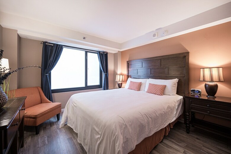 Stay Together Suites 2bd-2ba Apartment