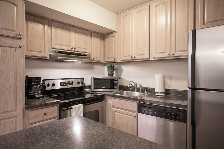 Stay Together Suites 2bd-2ba Apartment