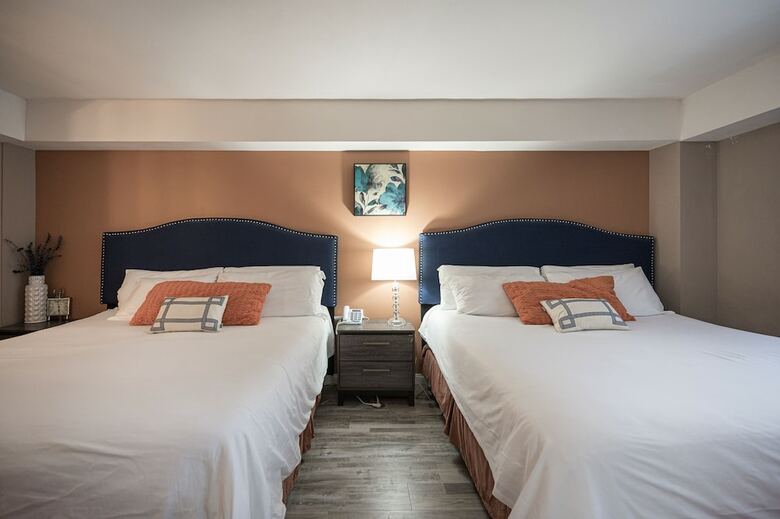 Stay Together Suites 2bd-2ba Apartment