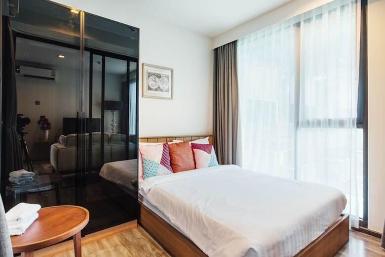 The Deck Patong By Favstay