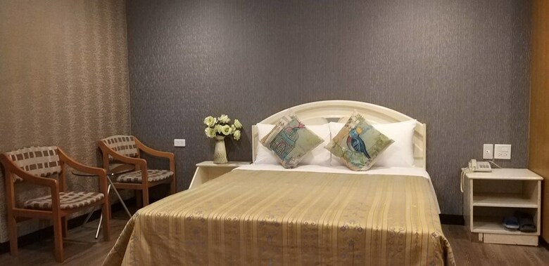 Guan Lun Hotel