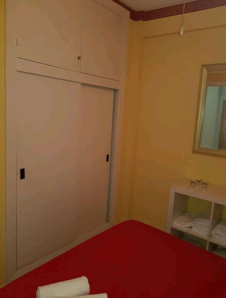 Apartamentos Carihuela Calle Andalus