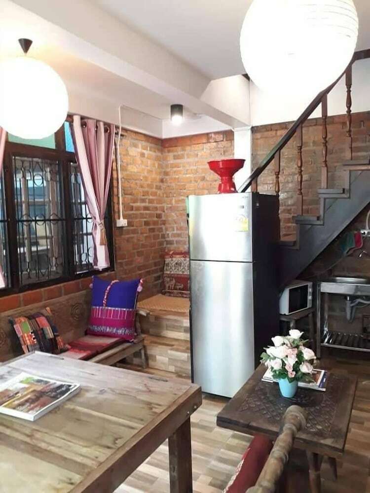 Hostal Baan Chiang Mai Hostel - Adults Only
