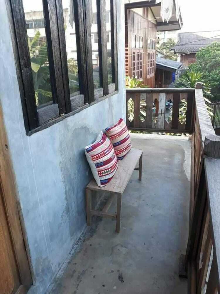 Hostal Baan Chiang Mai Hostel - Adults Only