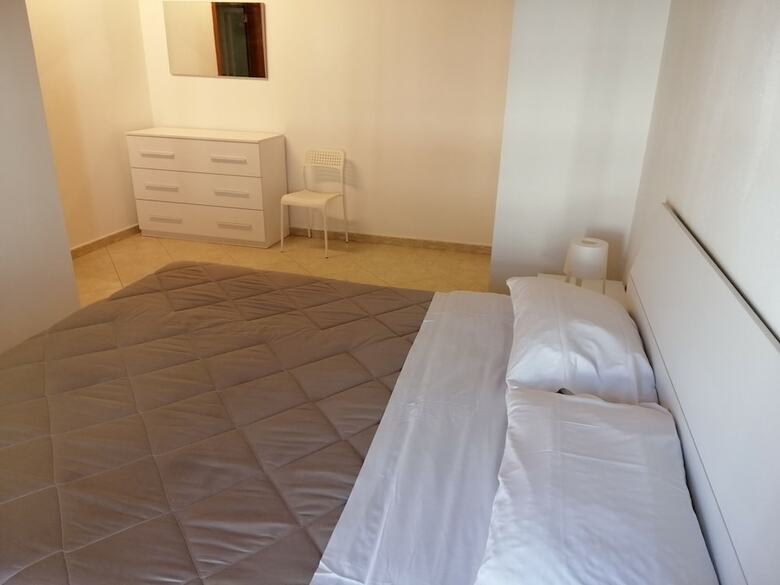 Hotel Suites And Apartment