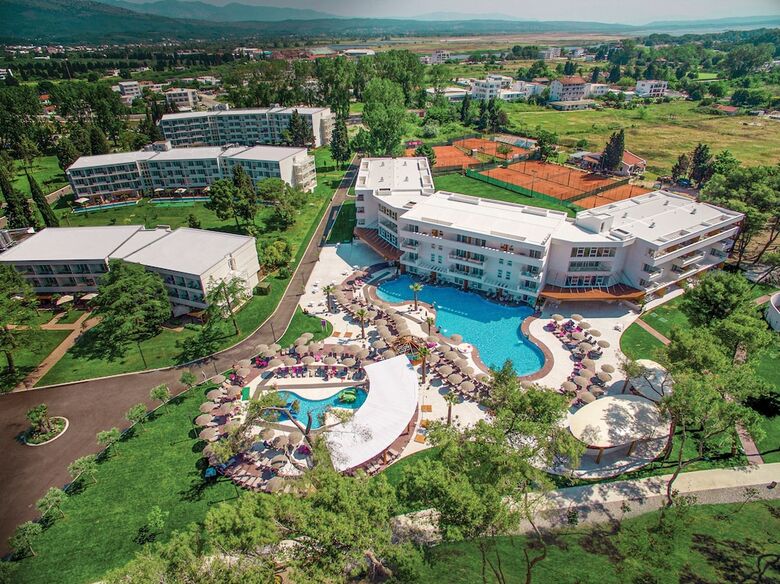 Hotel Holiday Villages Montenegro - All Inclusive
