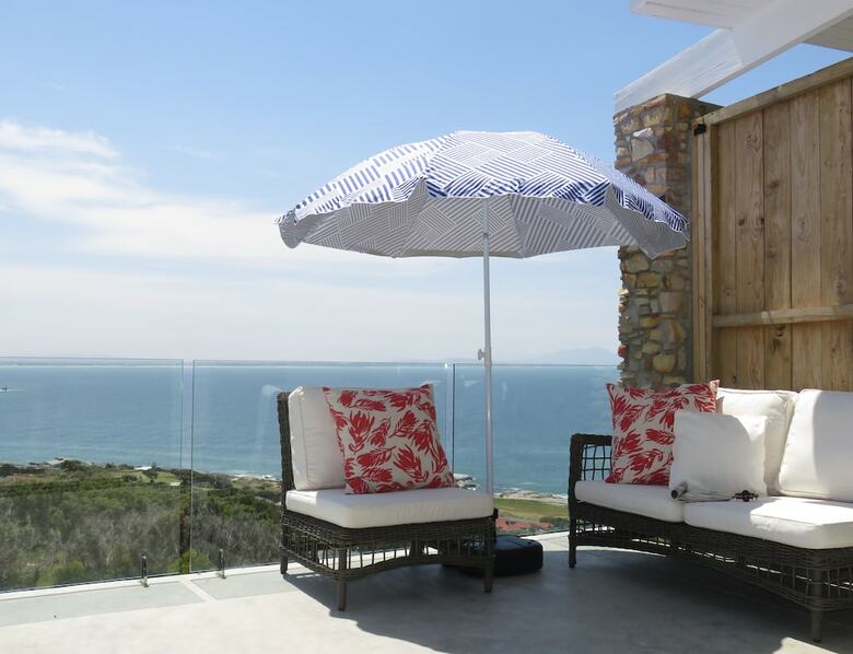 Hotel Whale Tide Guest House