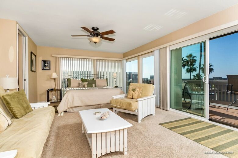 Pacific Palms