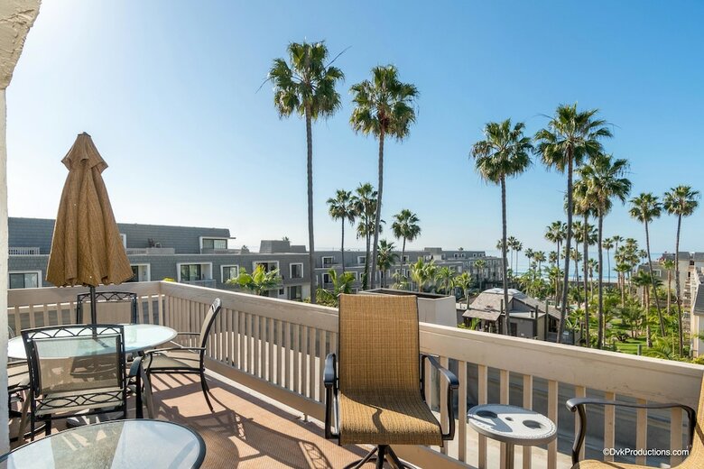 Pacific Palms