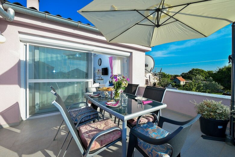 Villa Apartments Levante