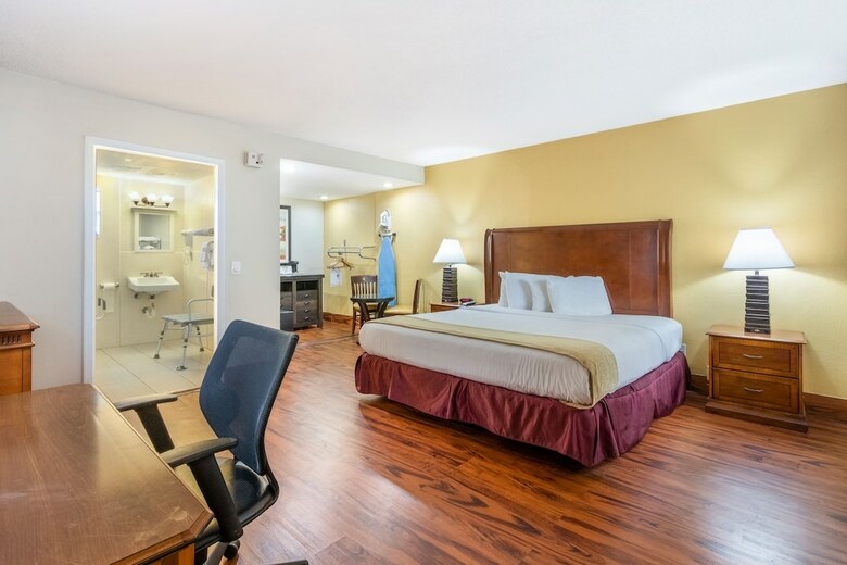 Ocean Reef Hotel