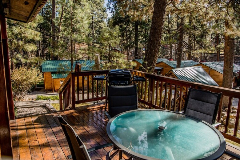 Posada Ruidoso Lodge Cabins