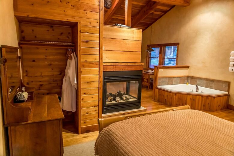 Posada Ruidoso Lodge Cabins