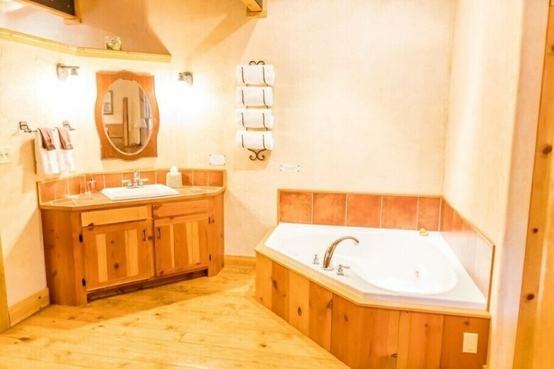 Posada Ruidoso Lodge Cabins