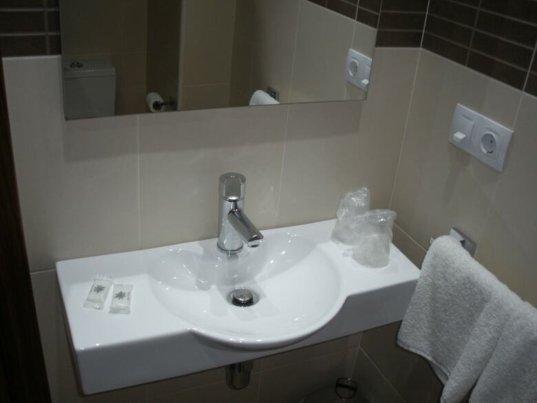 Pensi�n Residencial Platas