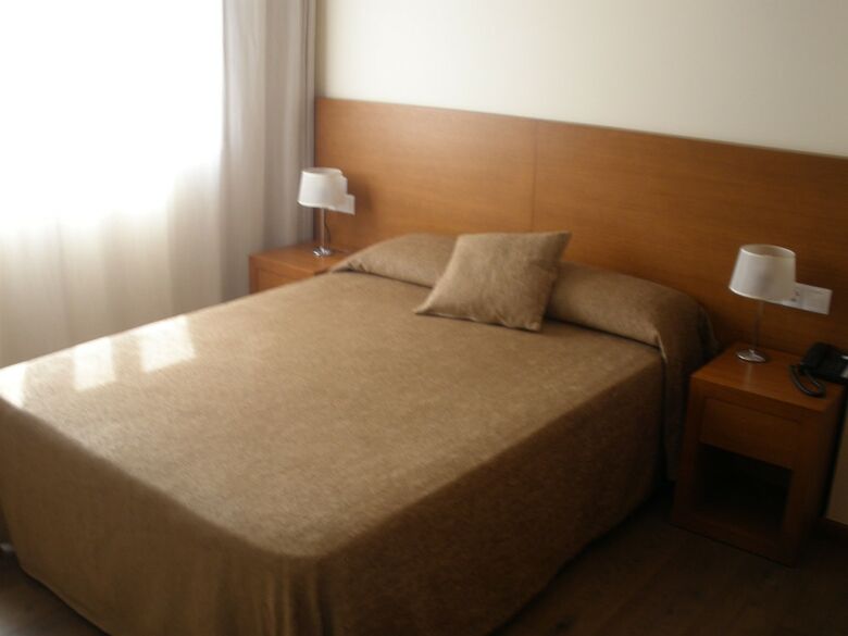 Pensi�n Residencial Platas