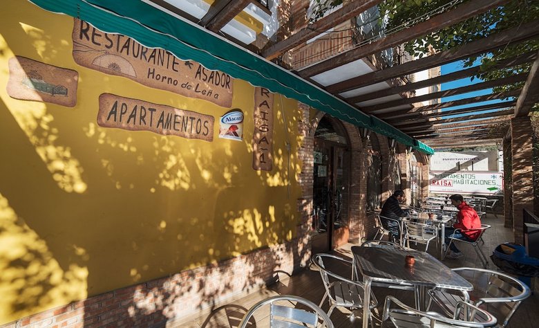 Pension Alojamiento Rural Y Restaurante  Raisa