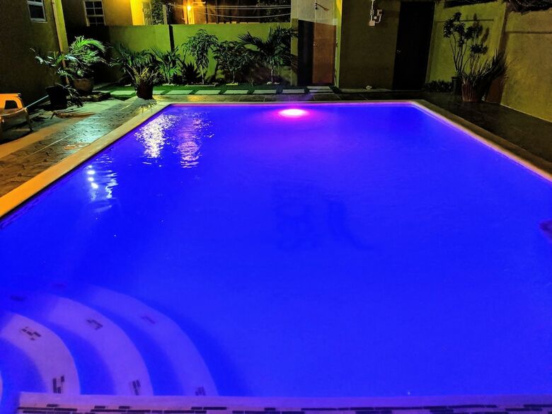 Zade's Vacation Home With Spa Pool & Bbq