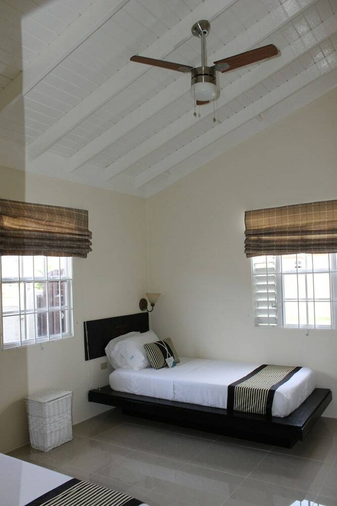 Zade's Vacation Home With Spa Pool & Bbq