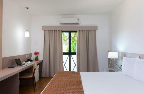 Flamboyant Hotel & Convention