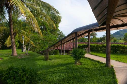 Flamboyant Hotel & Convention