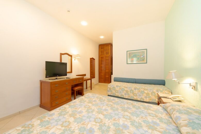 Hotel Mercedes