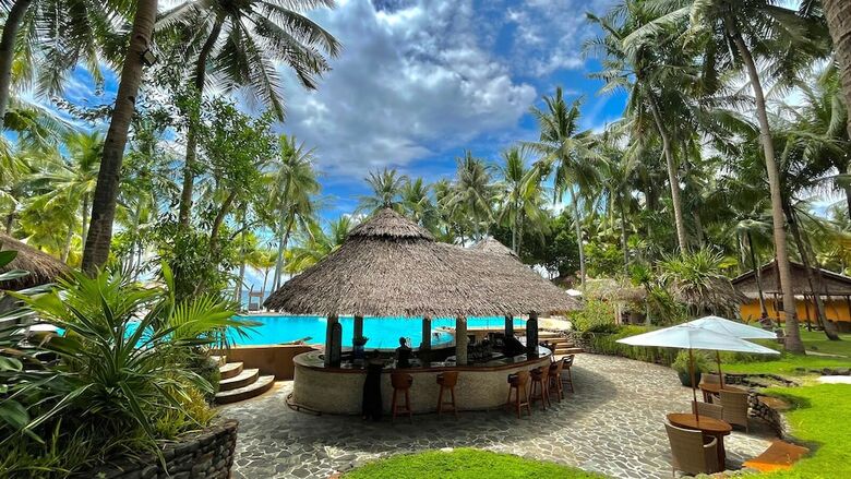Hotel Coco Grove Beach Resort