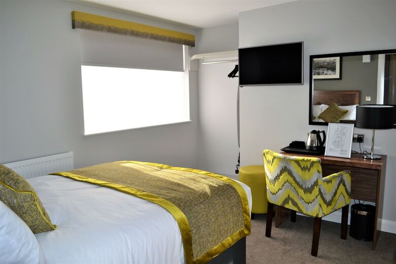 New Park Hotel