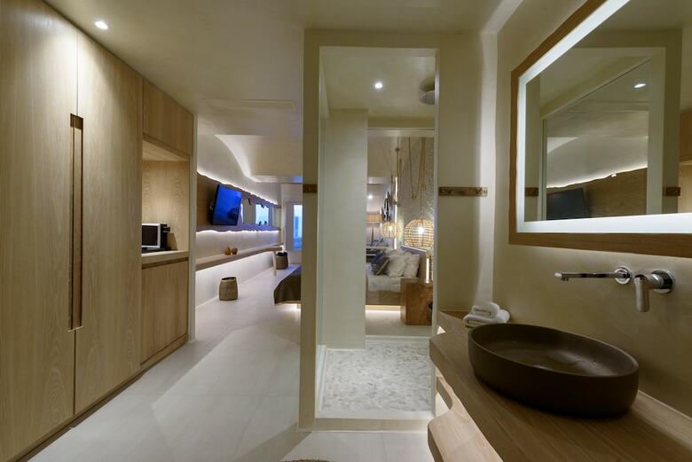 Bed & Breakfast Divelia East