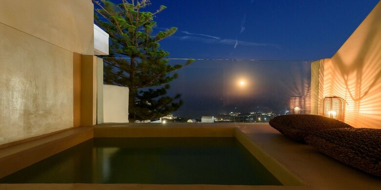 Bed & Breakfast Divelia East