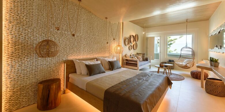 Bed & Breakfast Divelia East