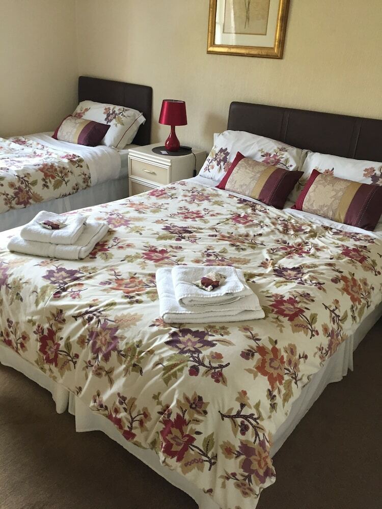 Holden House Bed & Breakfast