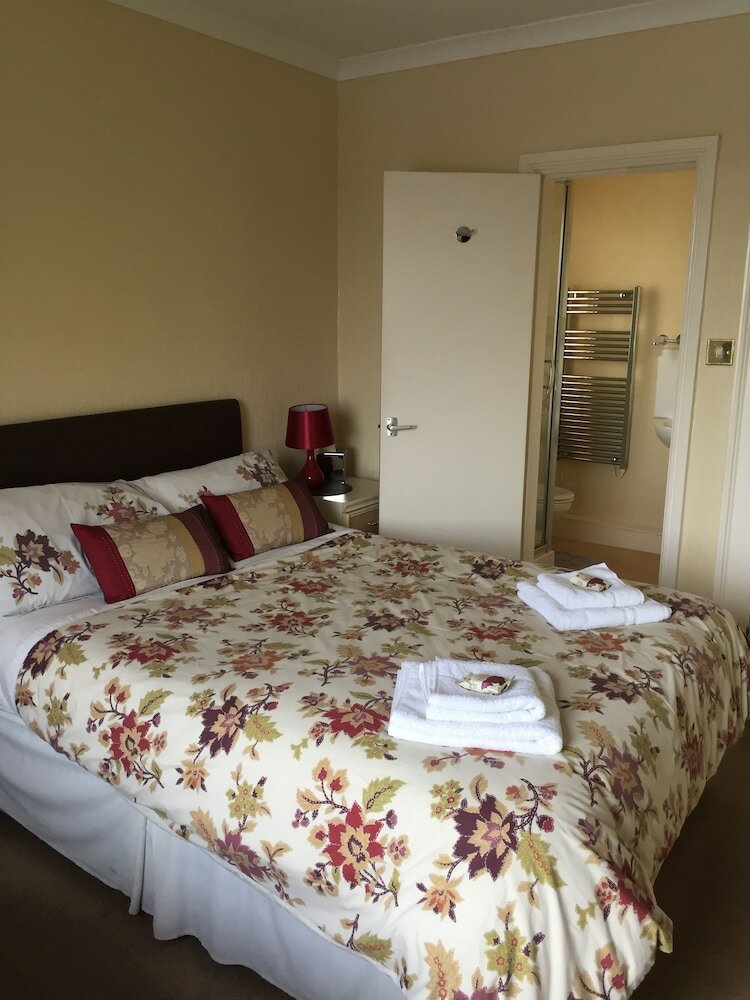 Holden House Bed & Breakfast