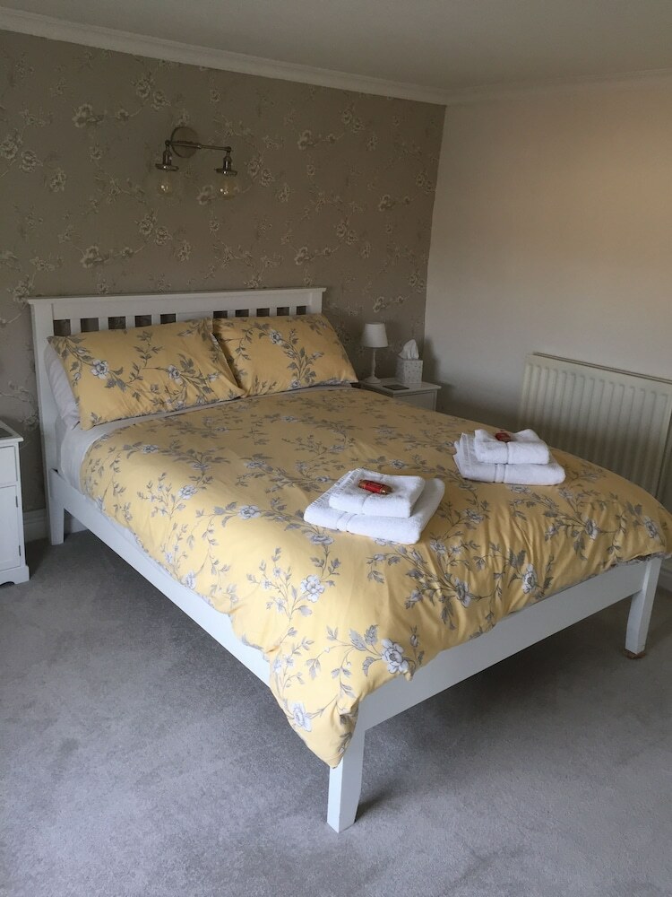 Holden House Bed & Breakfast
