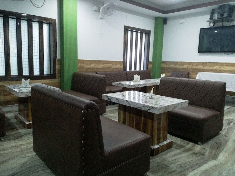 Hotel Tropical Suites