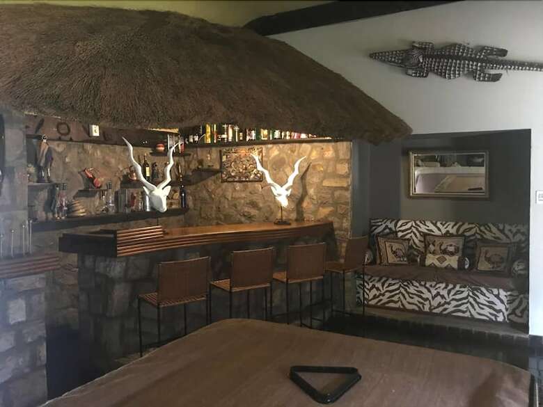 Posada Phezulu Safari Lodge