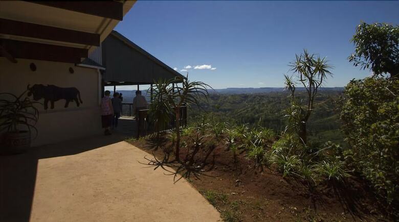 Posada Phezulu Safari Lodge