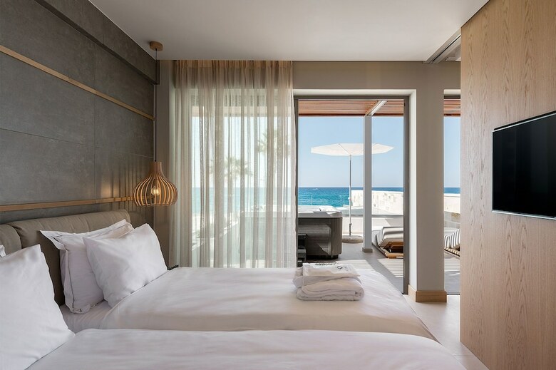 Hotel Ikones Seafront Luxury Suites - Adults Only