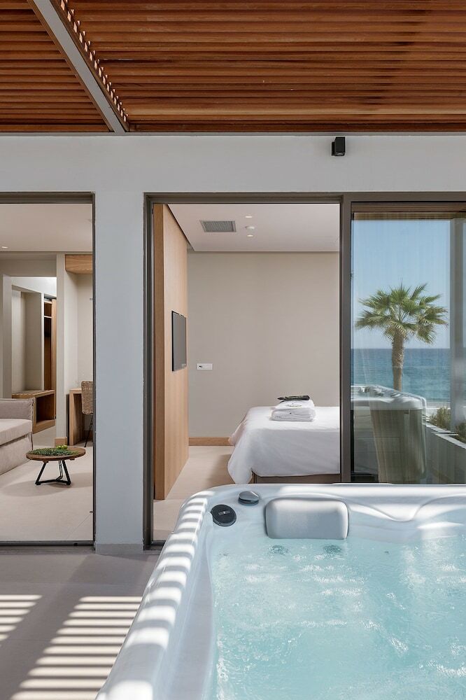 Hotel Ikones Seafront Luxury Suites - Adults Only
