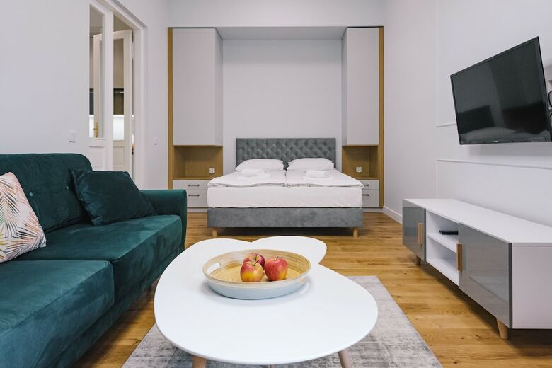 Movart Boutique Aparthotel