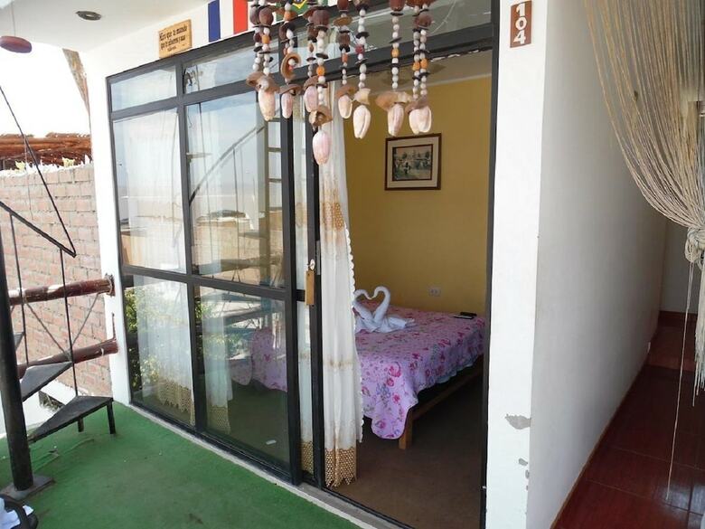Hostal Hostel Yakumama Paracas