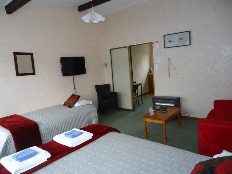 Beach Lodge Motels