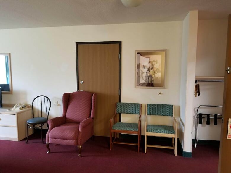 Hotel Bilmar Inn & Suites Dell Rapids
