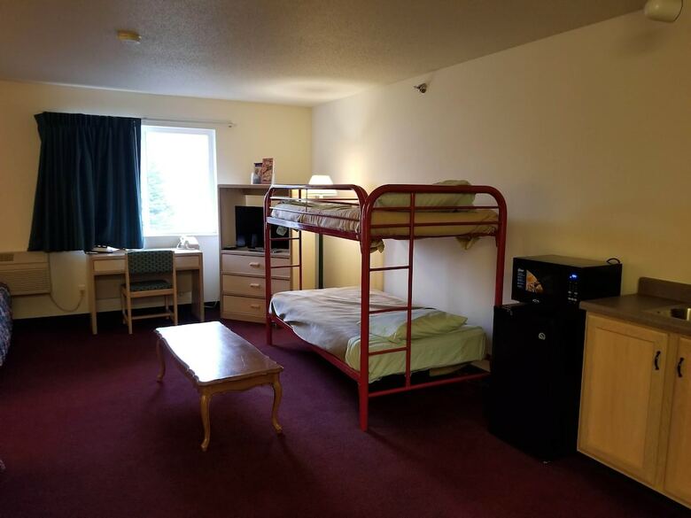 Hotel Bilmar Inn & Suites Dell Rapids