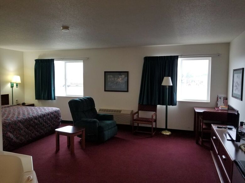Hotel Bilmar Inn & Suites Dell Rapids