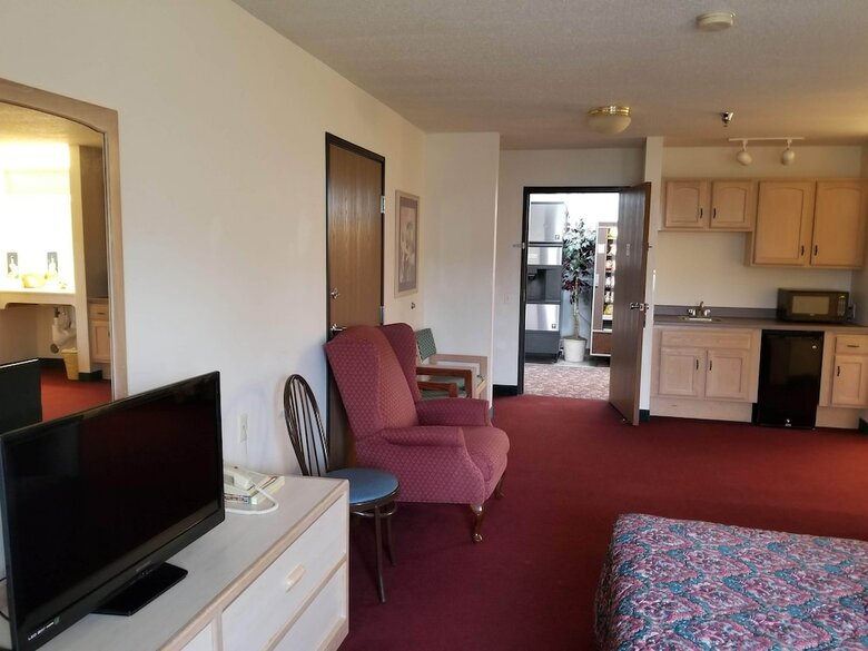 Hotel Bilmar Inn & Suites Dell Rapids